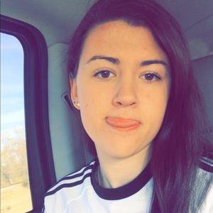 Meet your Posher, Carley